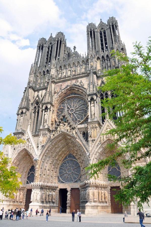 랭스 Lux Cathedrale 아파트 외부 사진